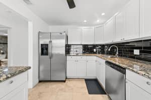 21215 Lago Circle, Boca Raton, FL 33433 - MLS#B26019300