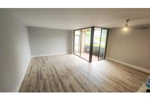 2255 Lindell Boulevard, Delray Beach, FL 33444 - MLS#B26019304