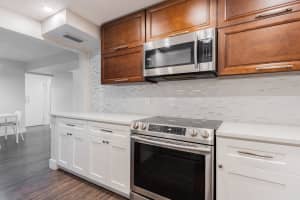 7000 17th Street, Plantation, FL 33313 - MLS#B26019334
