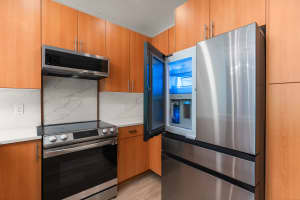 2543 31st Court, Oakland Park, FL 33309 - MLS#B26019359