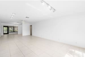 10120 Eaglewood Terrace, Boynton Beach, FL 33436 - MLS#B26019364