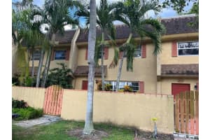 7175 Nova Drive, Davie, FL 33317 - MLS#B26019438