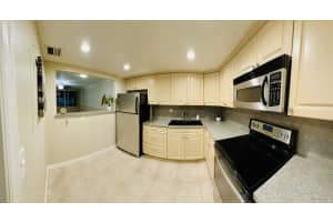 2731 Taft Street, Hollywood, FL 33020 - MLS#B26019440