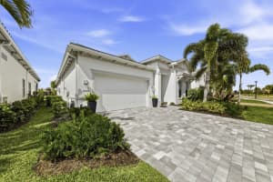 10332 Northbrook Circle, Palm Beach Gardens, FL 33412 - MLS#B26019455