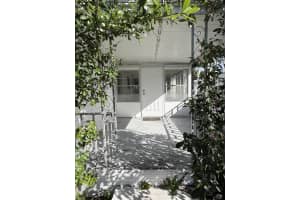 8717 16th Place, Davie, FL 33324 - MLS#B26019483