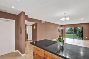 7580 82nd Street, Miami, FL 33143 - MLS#B26019488