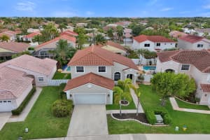 18930 10th Terrace, Pembroke Pines, FL 33029 - MLS#B26019559