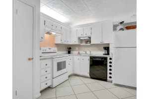 2061 47th Terrace, Lauderhill, FL 33313 - MLS#B26019579