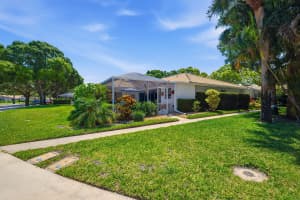 2101 Pin Oak Court, Palm Beach Gardens, FL 33410 - MLS#B26019632