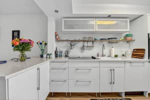 3000 Presidential Way, West Palm Beach, FL 33401 - MLS#B26019633