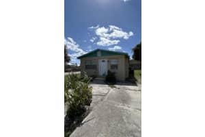 1601 17th Street, Fort Pierce, FL 34950 - MLS#B26019638
