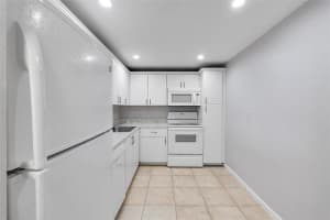 4354 9th Avenue, Deerfield Beach, FL 33064 - MLS#B26019650