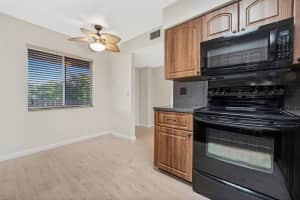 7286 Huntington Lane, Delray Beach, FL 33446 - MLS#B26019656