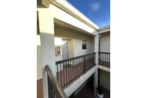 2540 Boundbrook Blvd Apt 205, West Palm Beach, FL 33406, - MLS#B26019671