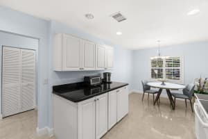 5 Westgate Lane, Boynton Beach, FL 33436 - MLS#B26019703