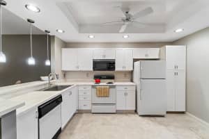 6503 Williamsburg Drive, Hobe Sound, FL 33455 - MLS#B26019762