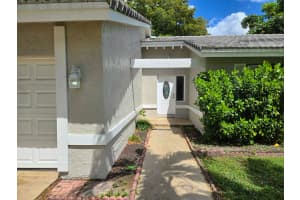 3921 114th Avenue, Coral Springs, FL 33065 - MLS#B26019783