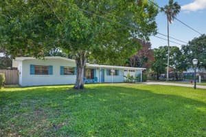 3040 Summit Street, Fort Pierce, FL 34982 - MLS#B26019795