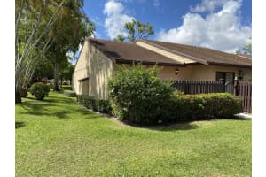 604 Sea Pine Way, Greenacres, FL 33415 - MLS#B26019857