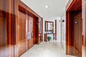 1460 Ocean Boulevard, Lauderdale By The Sea, FL 33062 - MLS#B26019858