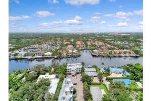 1045 Harbor Villas Drive, North Palm Beach, FL 33408 - MLS#B26019878