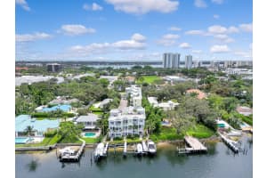 1045 Harbor Villas Drive, North Palm Beach, FL 33408 - MLS#B26019878