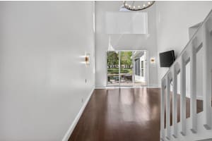10530 Lake Vista Circle, Boca Raton, FL 33498 - MLS#B26019906