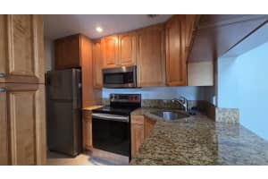 1015 Green Pine Boulevard, West Palm Beach, FL 33409 - MLS#B26019917