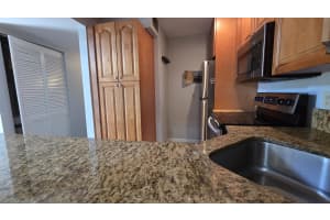 1015 Green Pine Boulevard, West Palm Beach, FL 33409 - MLS#B26019917