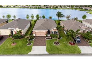 2165 Hawk River Dr Drive, Vero Beach, FL 32962 - MLS#B26019964