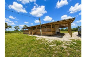 1075 Rucks Dairy Road, Okeechobee, FL 34974 - MLS#B26019972
