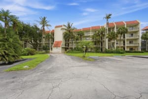 3050 Presidential Way, West Palm Beach, FL 33401 - MLS#B26019994