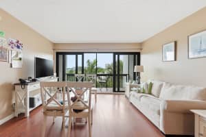 3050 Presidential Way, West Palm Beach, FL 33401 - MLS#B26019994