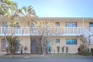 2222 1st Way, Boynton Beach, FL 33435 - MLS#B26020043