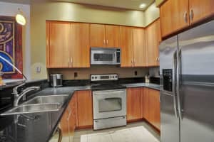 801 Olive Avenue, West Palm Beach, FL 33401 - MLS#B26020118