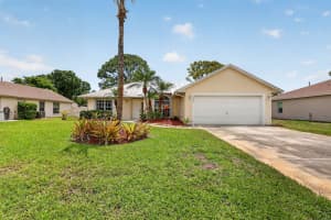 2534 Grotto Circle, Port Saint Lucie, FL 34953 - MLS#B26020125