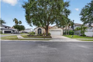 10870 Old Bridgeport Lane, Boca Raton, FL 33498 - MLS#B26020130