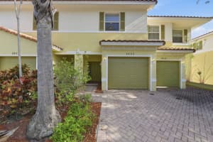 2423 31st Court, Oakland Park, FL 33309 - MLS#B26020140