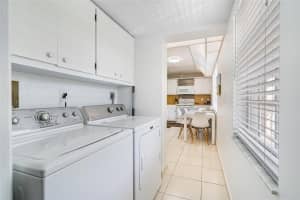 3705 Oaks Way, Pompano Beach, FL 33069 - MLS#B26020230