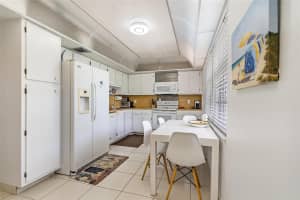 3705 Oaks Way, Pompano Beach, FL 33069 - MLS#B26020230