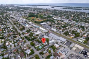 625 Selkirk Street, West Palm Beach, FL 33405 - MLS#B26020240