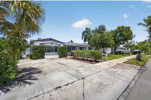 1762 15th Ave Avenue, Lake Worth Beach, FL 33460 - MLS#B26020255