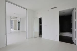 1040 Biscayne Boulevard, Miami, FL 33132 - MLS#B26020258