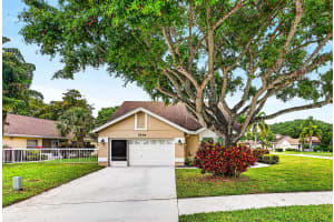 7876 Lake Champlain Court, Delray Beach, FL 33446 - MLS#B26020259