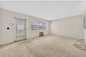 2 Chatham A, West Palm Beach, FL 33417, West Palm Beach, FL 33417 - MLS#B26020287