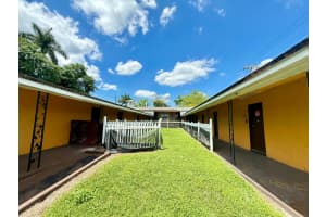 601 Canal St Street, Belle Glade, FL 33430 - MLS#B26020319