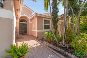 12843 18th Court, Pembroke Pines, FL 33028 - MLS#B26020321
