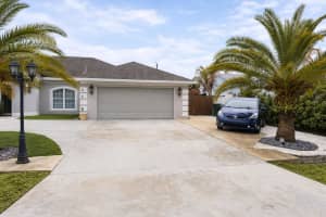 3149 Crenshaw Street, Port Saint Lucie, FL 34953 - MLS#B26020337