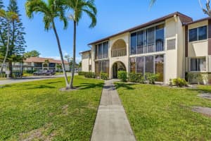 5760 Pine Wood Drive, Greenacres, FL 33463 - MLS#B26020347