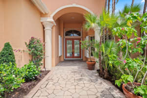 9026 Lakes Boulevard, West Palm Beach, FL 33412 - MLS#B26020351